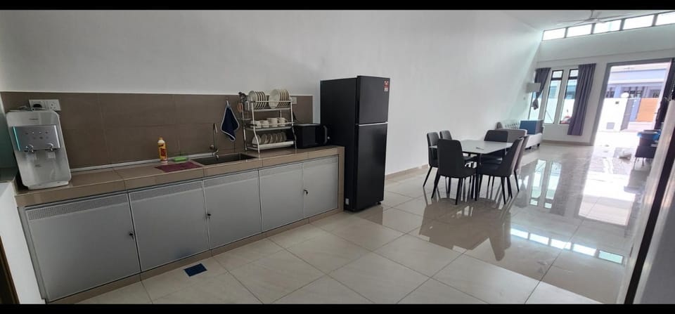 Spacious 4 bedroom homestay House in Mersing