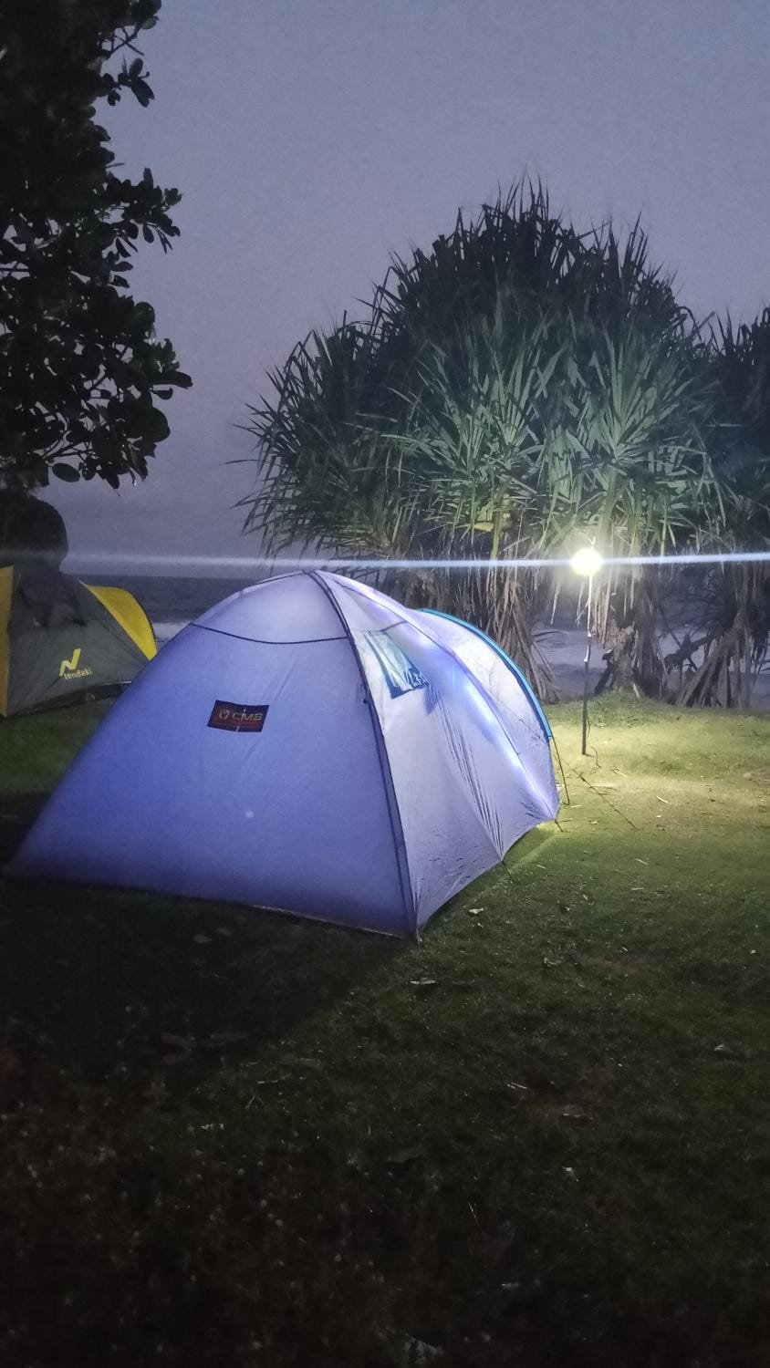 Tenda Standar Pantai Madasari Luxury tent in West Java