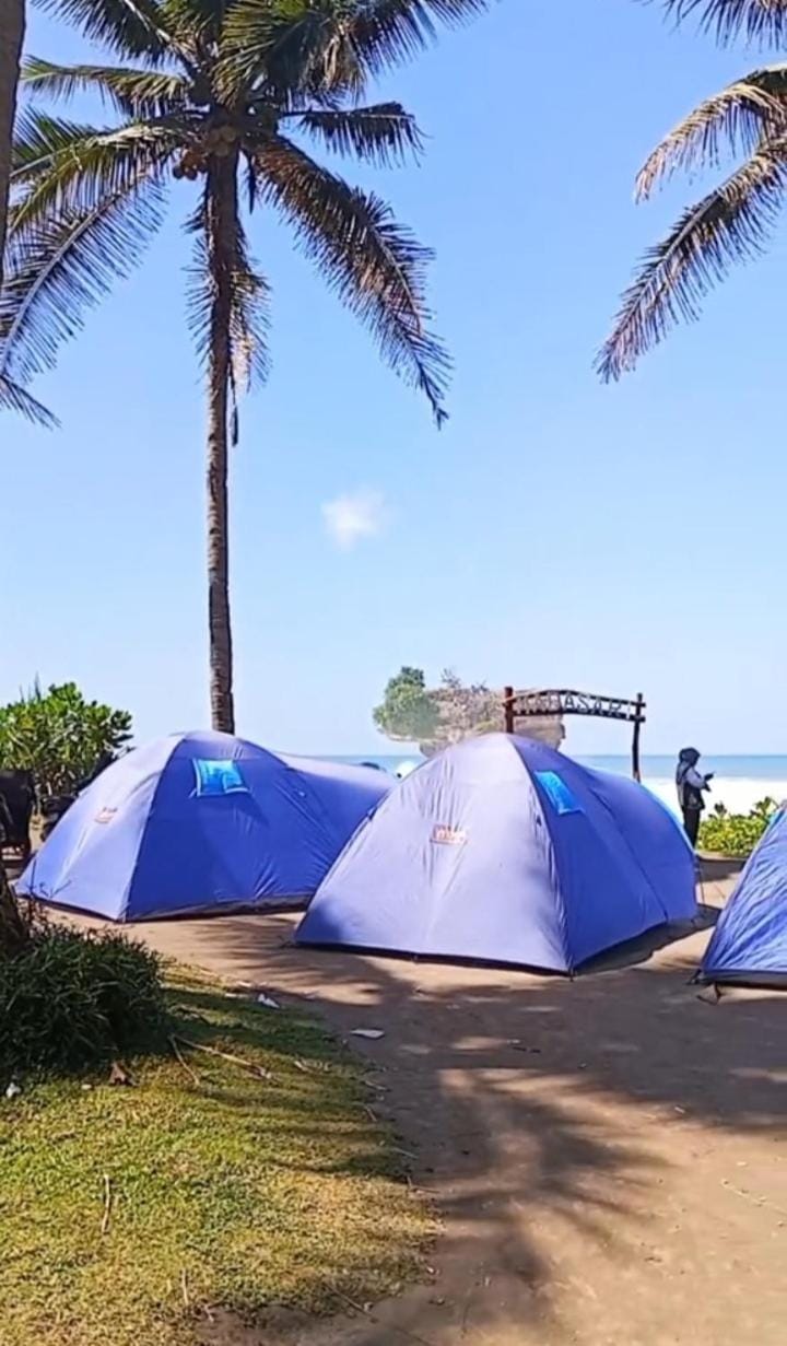 Tenda Standar Pantai Madasari Luxury tent in West Java