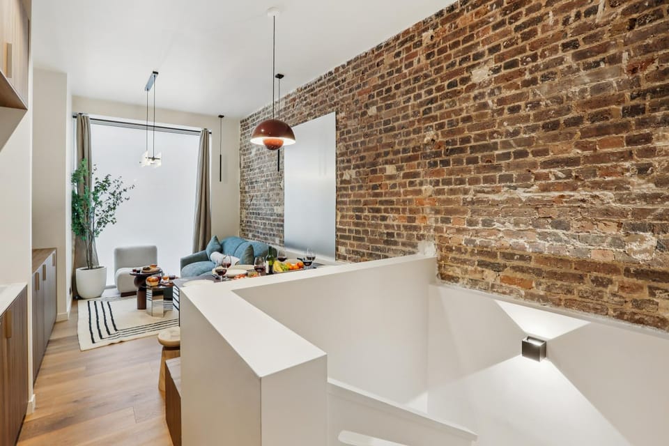Lavie Maison Marais Hot Tub AC Apartment in Paris