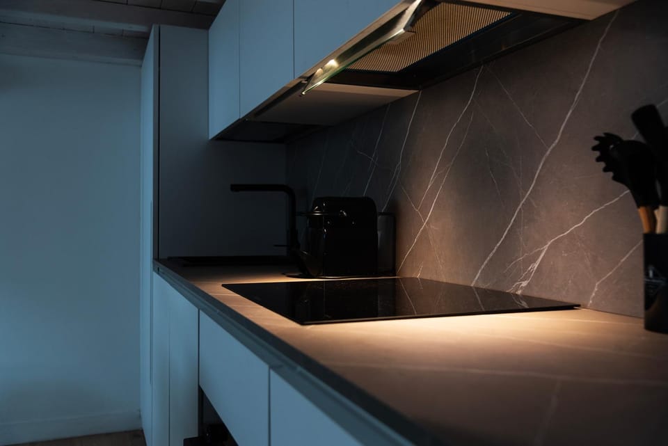 Youhosty - Porta Venezia Design Suite Apartment in Milan