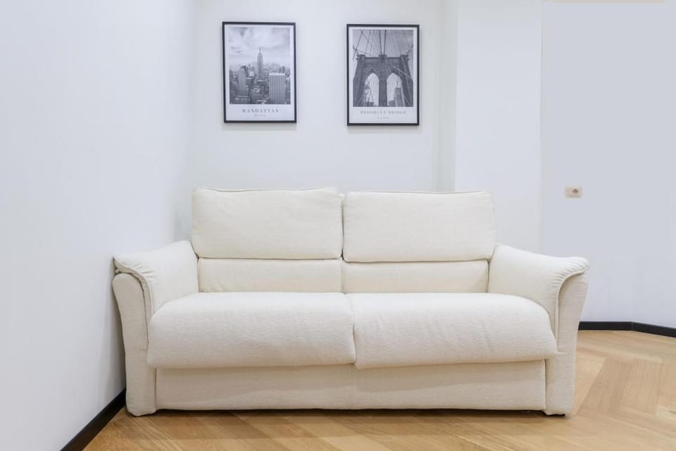 Boutique Flat Steps from Duomo Apartment in Milan