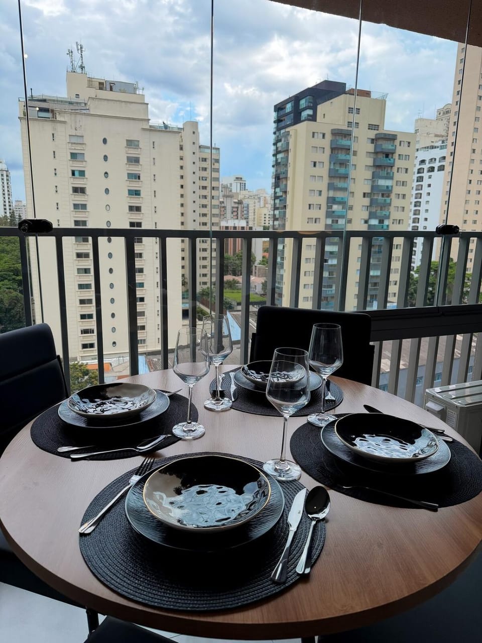 Studio 500 meters from the subway, Pool, Gym, Coworking Apartment in Sao Paulo City
