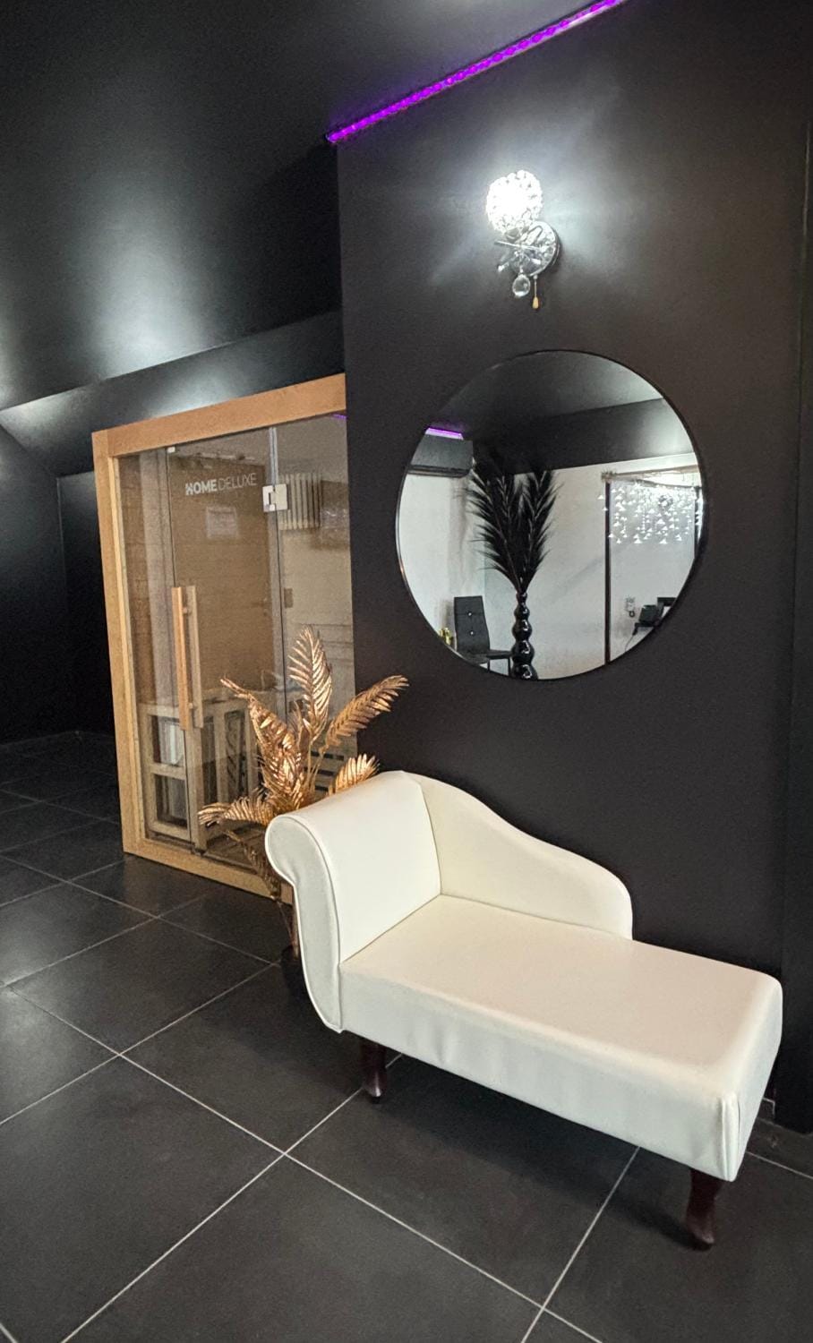 Le Bovary Hotel Suite Diamond Hotel in Wallonia, Belgium