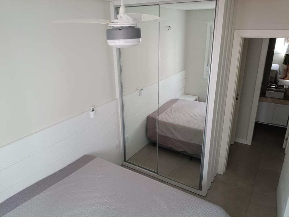 Apartamento amplo com bela sacada Apartment in State of Rio Grande do Sul