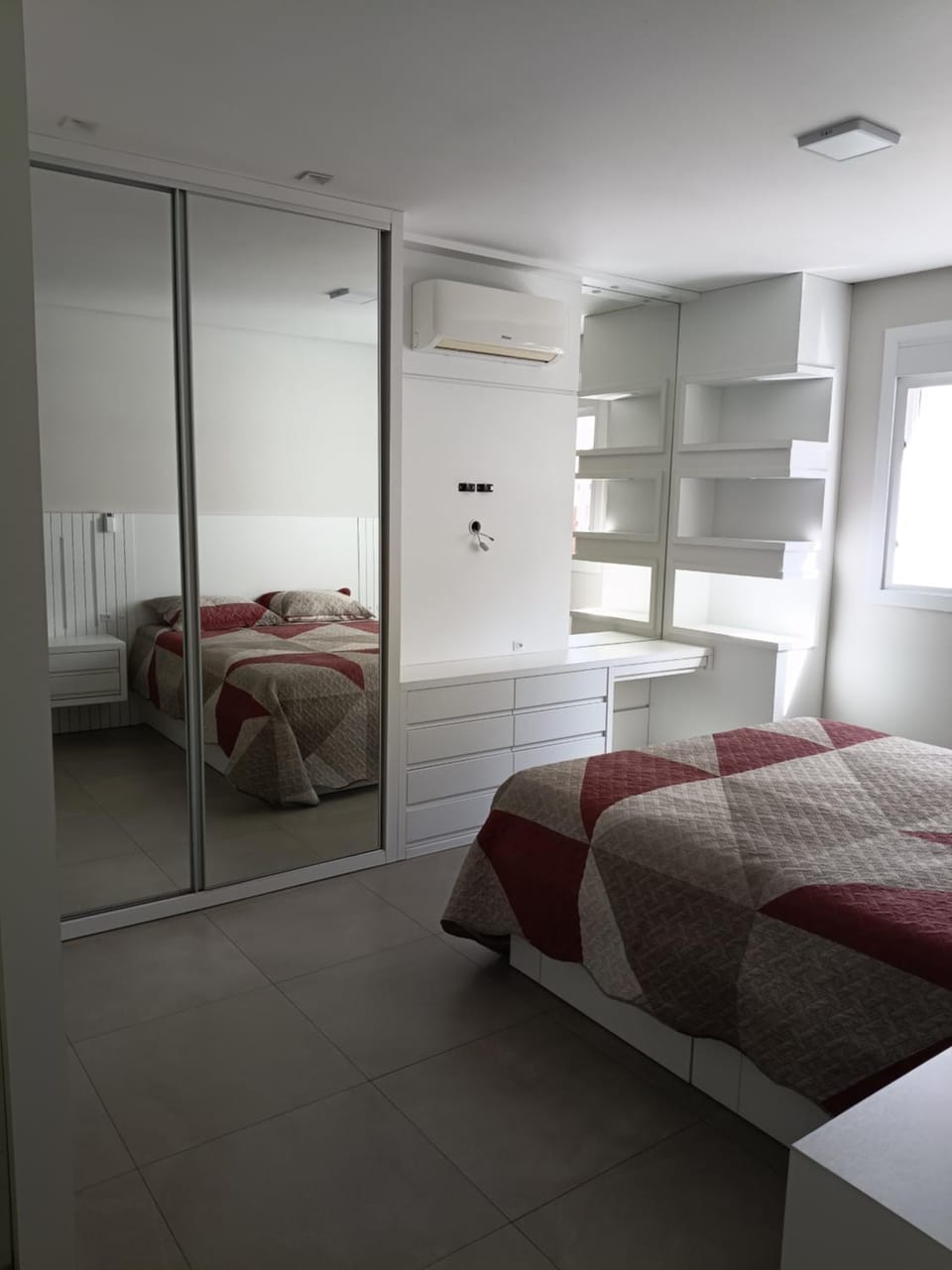 Apartamento amplo com bela sacada Apartment in State of Rio Grande do Sul