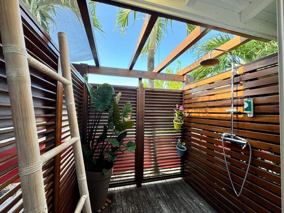 Villa Privilège 4suites piscine privée billard St François Villa in Grande-Terre, Guadeloupe