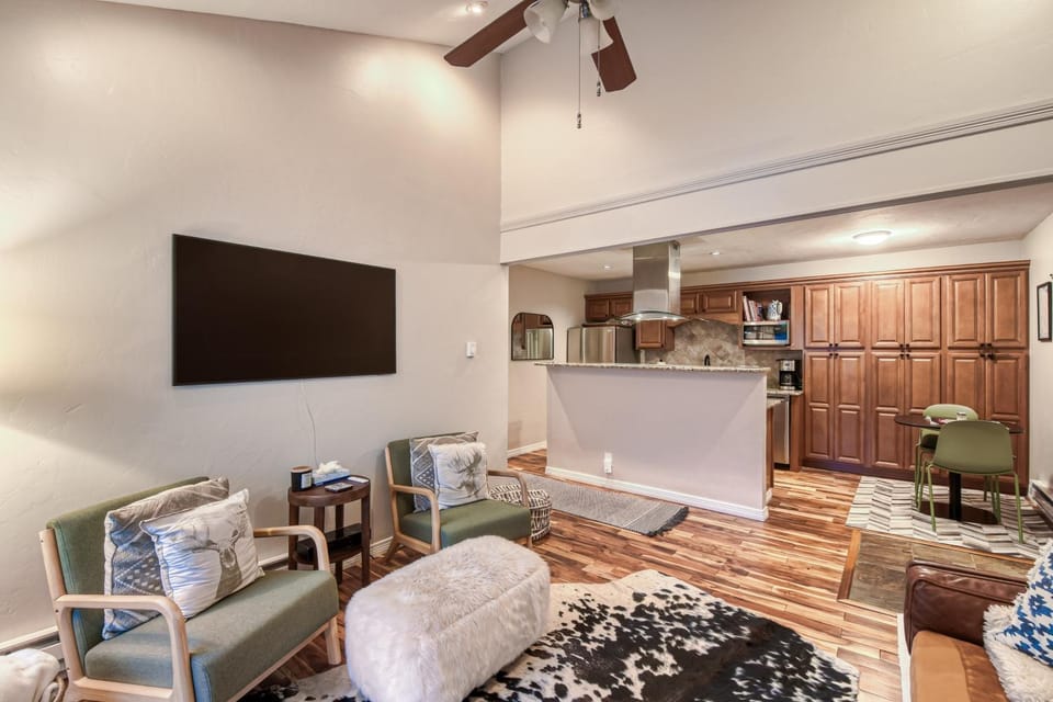 E309 W Beaver Creek Blvd condo Apartment in Avon