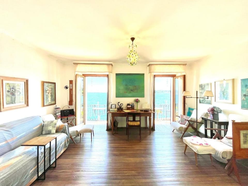 D1MORA Riviera Apartment in Lake Garda