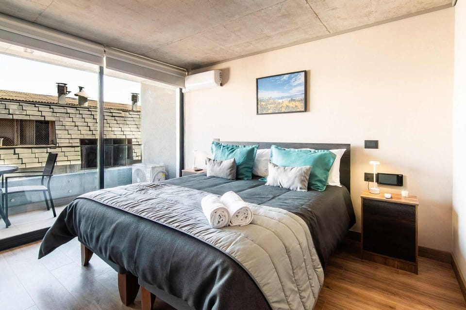 HOM I Providencia I Metro Sta Isabel I Plaza Italia GB304 Apartment in Providencia