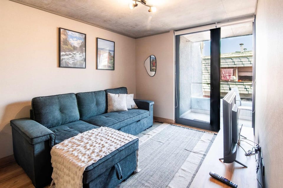 HOM I Providencia I Metro Sta Isabel I Plaza Italia GB304 Apartment in Providencia