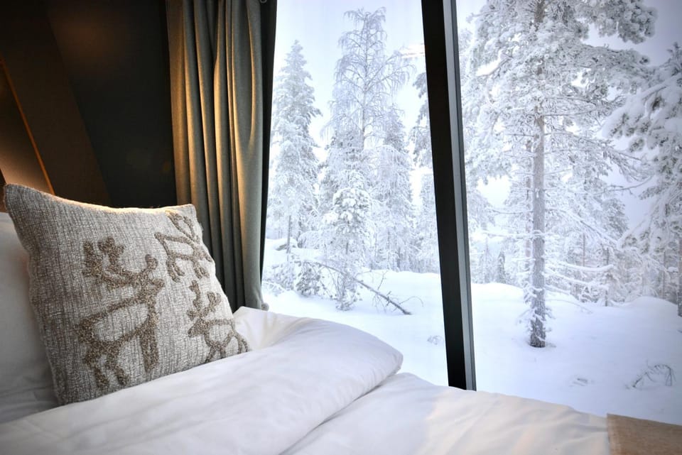 Bed, Natural landscape, Winter, Bedroom