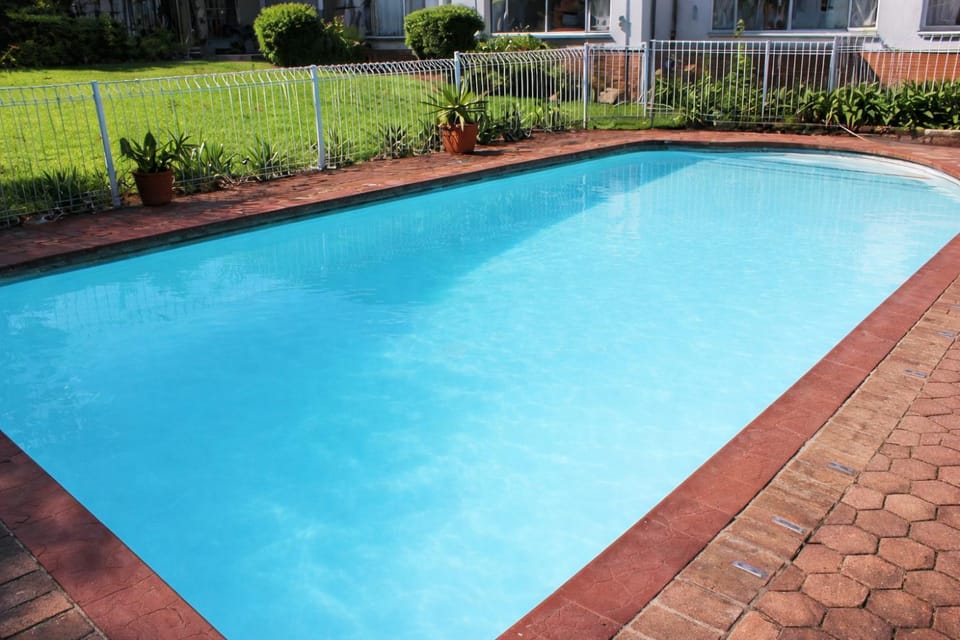 Day, Garden, Swimming pool
