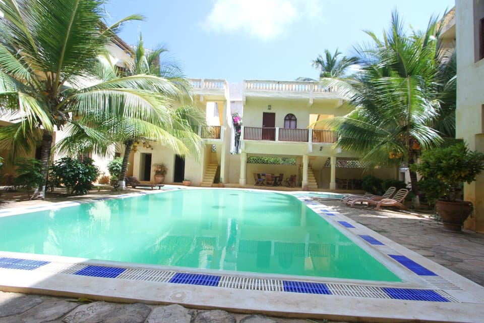 Property building, Day