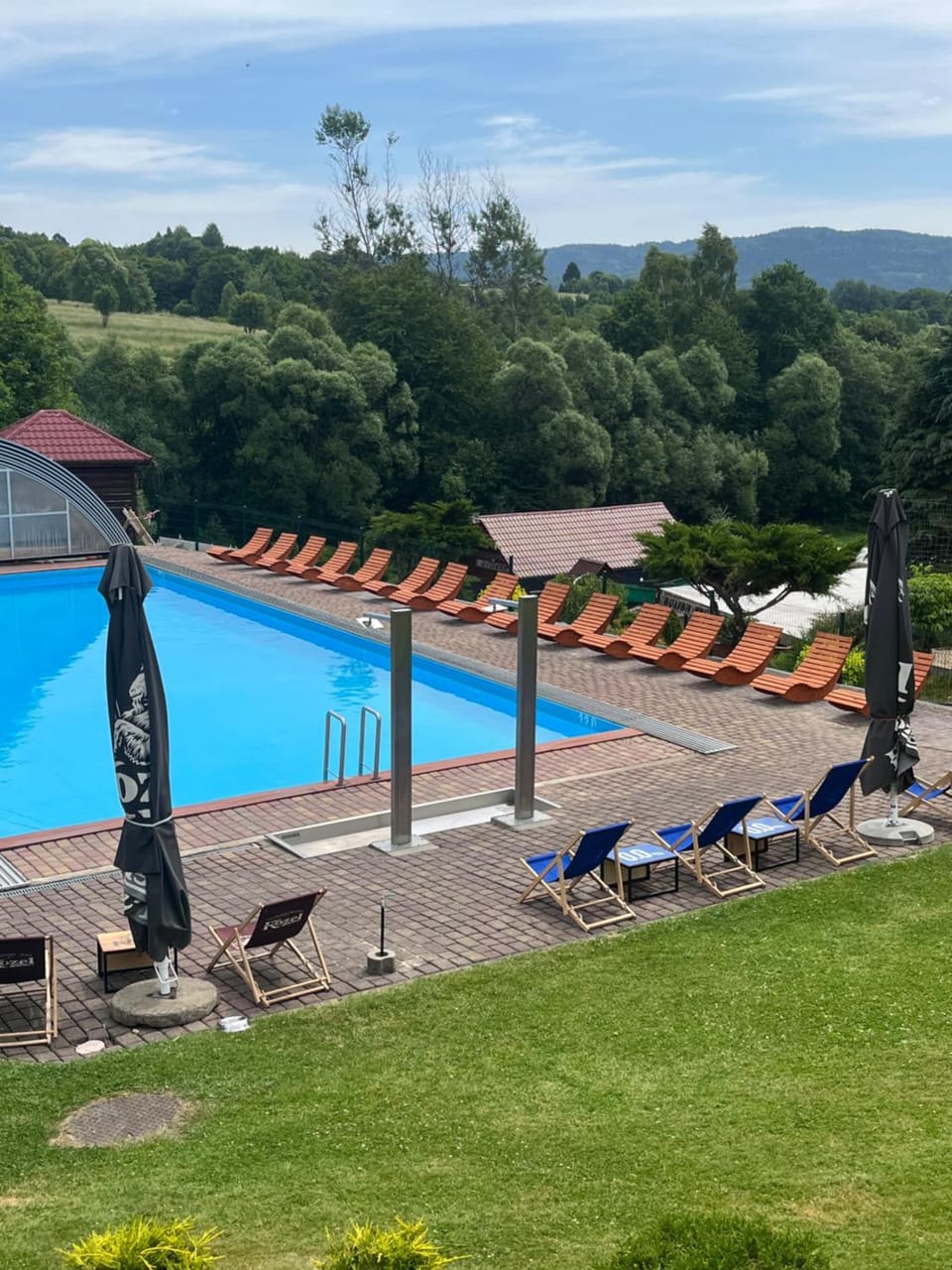 Day, Natural landscape, Garden, Garden view, Mountain view, Pool view, Swimming pool, sunbed