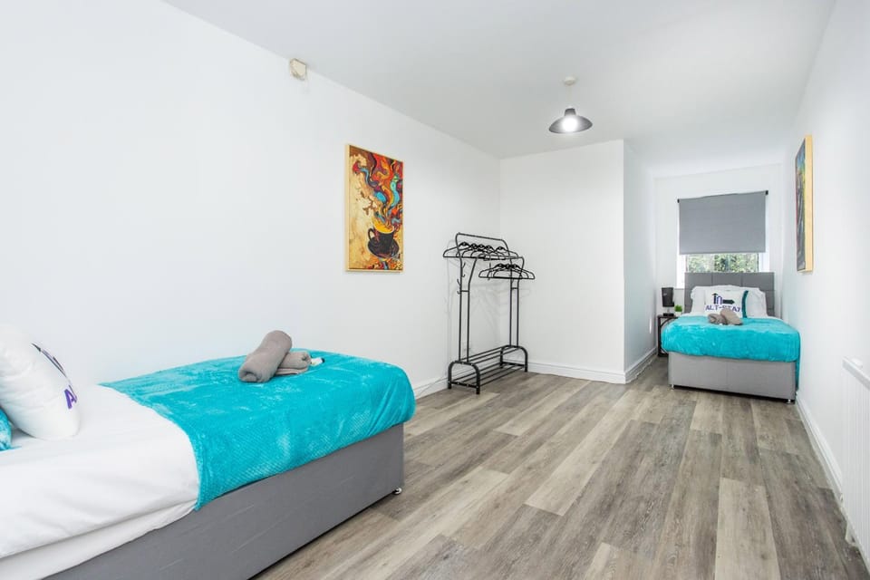 Bed, Kitchen or kitchenette, Photo of the whole room, Bedroom
