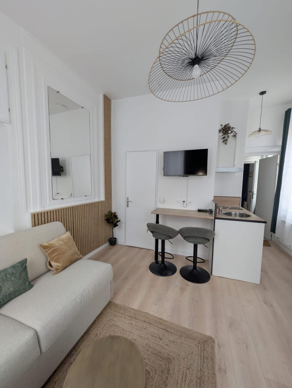 Refuge lumineux au pied de la cathédrale Apartment in Amiens