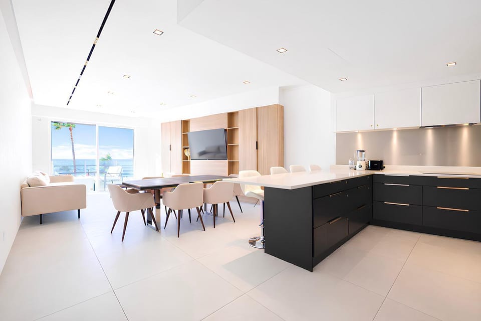 Kitchen or kitchenette, Living room, Dining area, stove