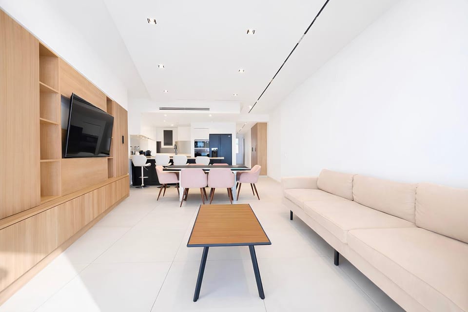 TV and multimedia, Living room, Dining area