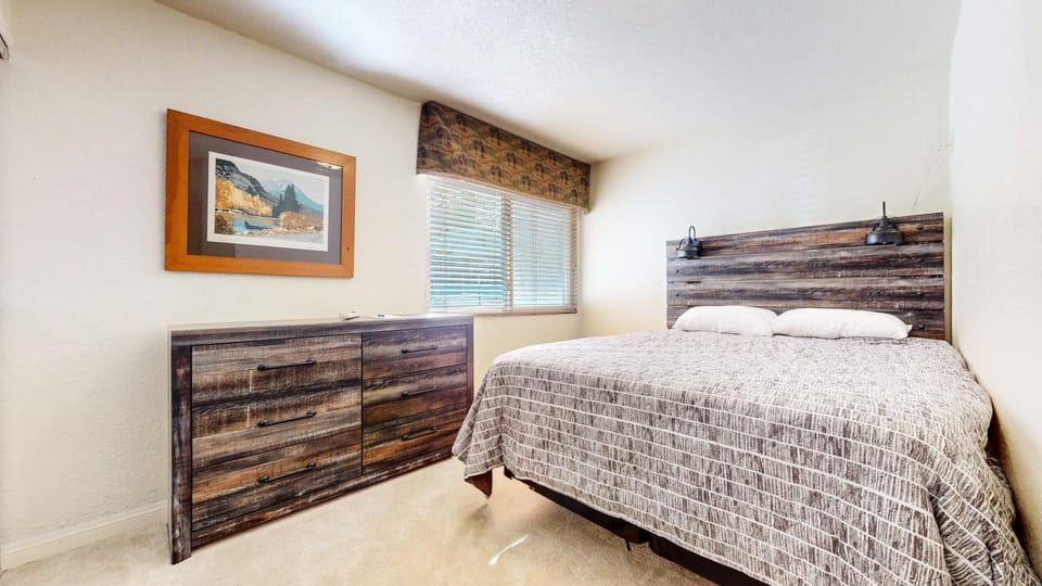 Timberline #08 condo Apartment in Mammoth Lakes