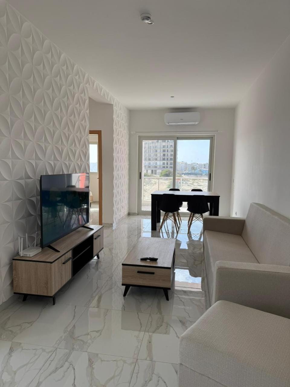 Communal lounge/ TV room, TV and multimedia, Living room