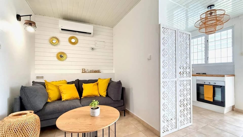 Appartement confortable avec jacuzzi à Sainte-Anne, 30 m² Apartment in Sainte-Anne