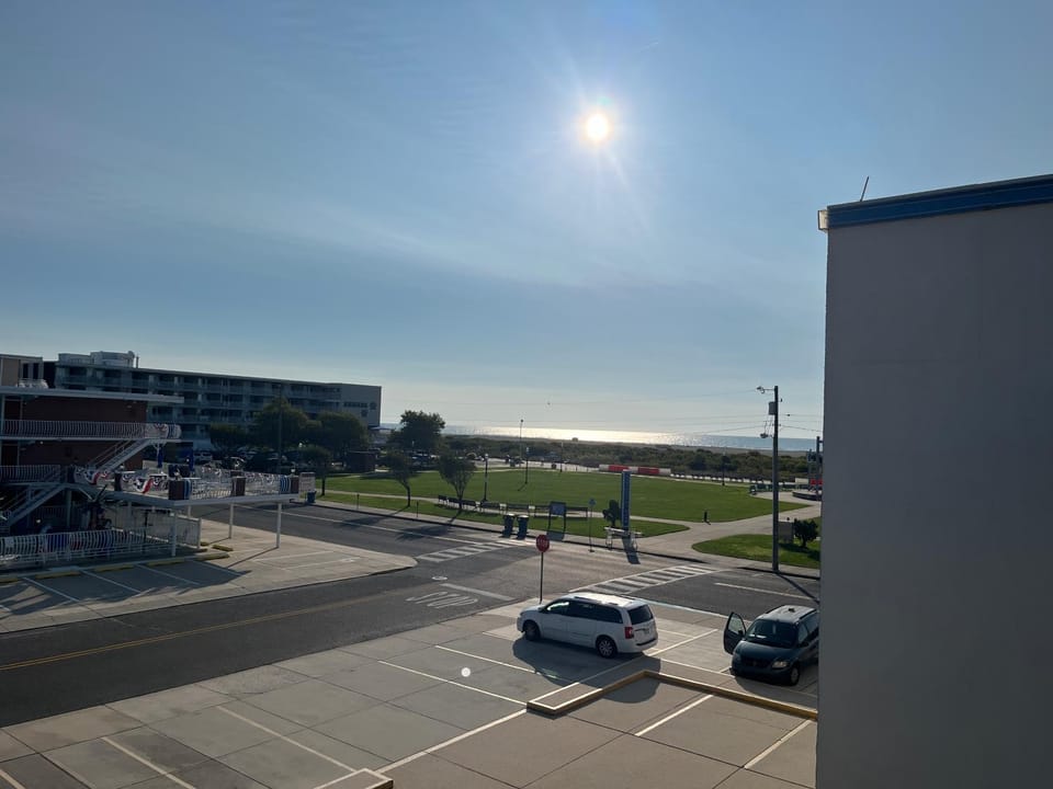 Cara Mara 309 Oceanview Modern Finishes House in Wildwood Crest