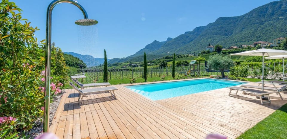 Property building, Swimming pool