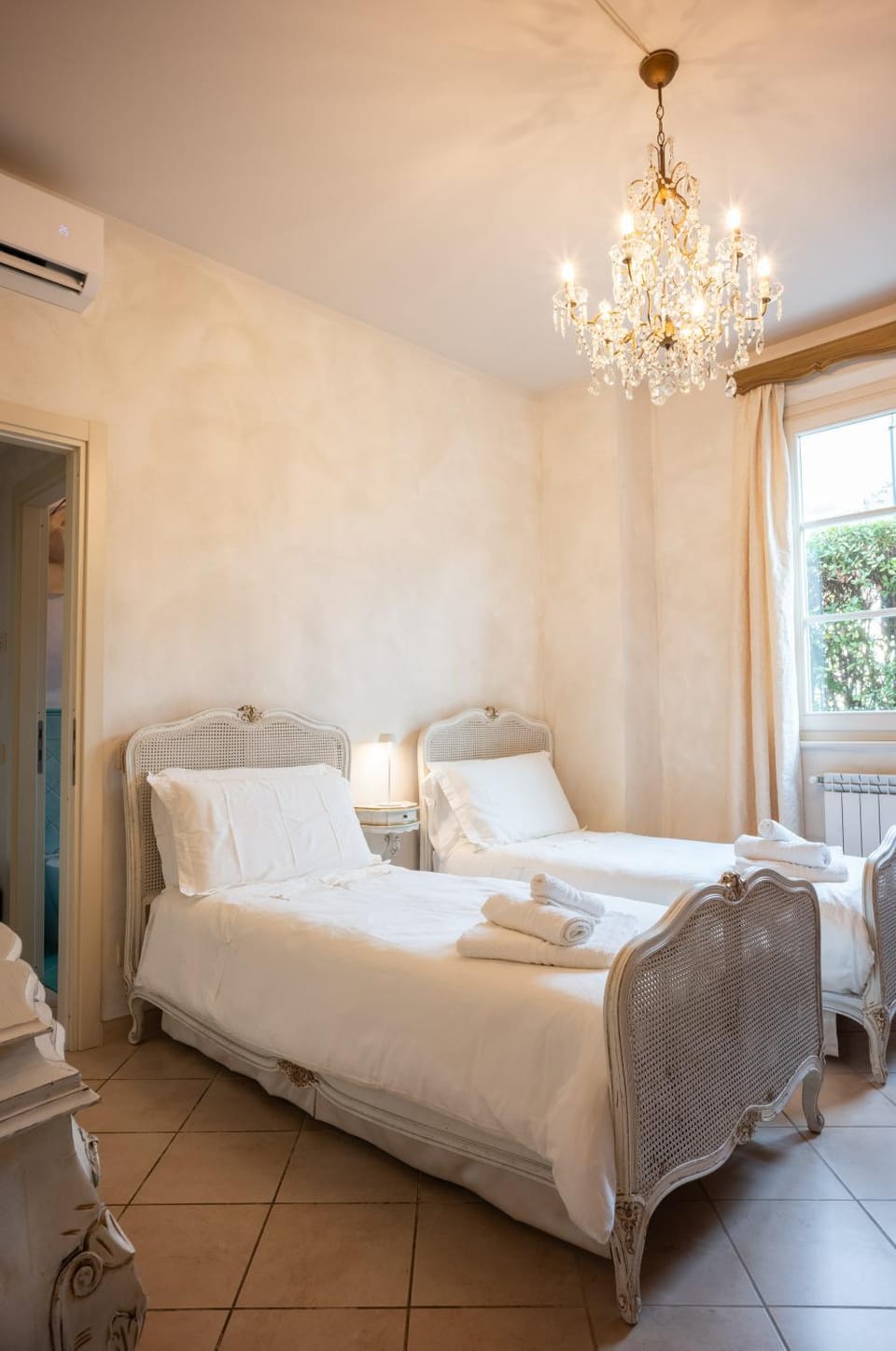 Bed, Photo of the whole room, Bedroom, towels, air conditioner