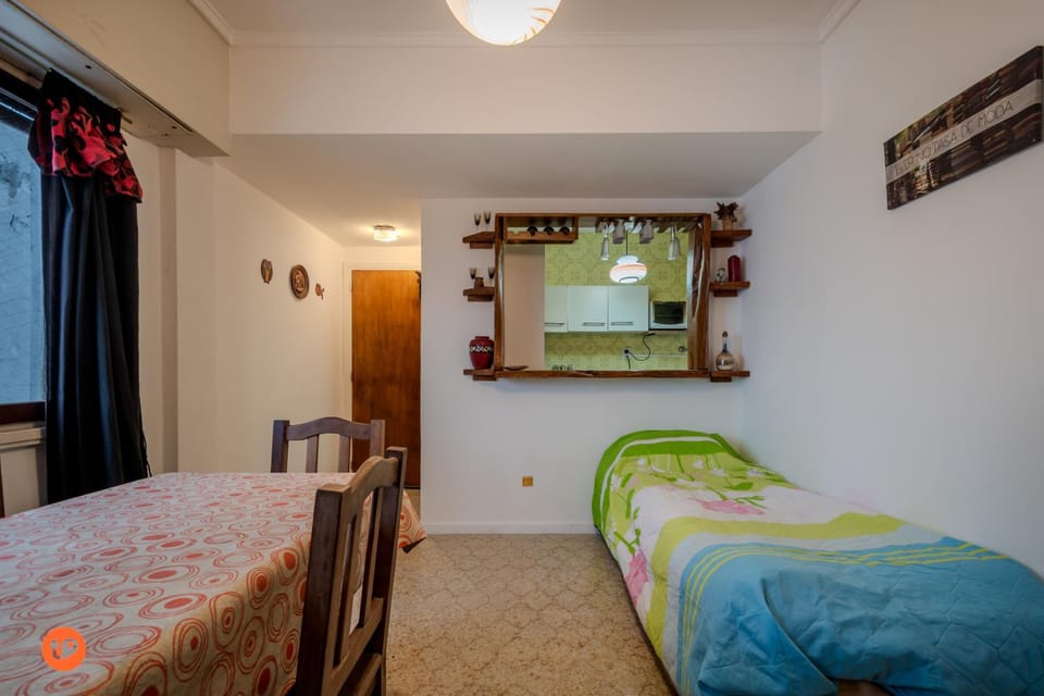 2 ambientes en La Perla Centro Para 4 personas Apartment in Mar del Plata