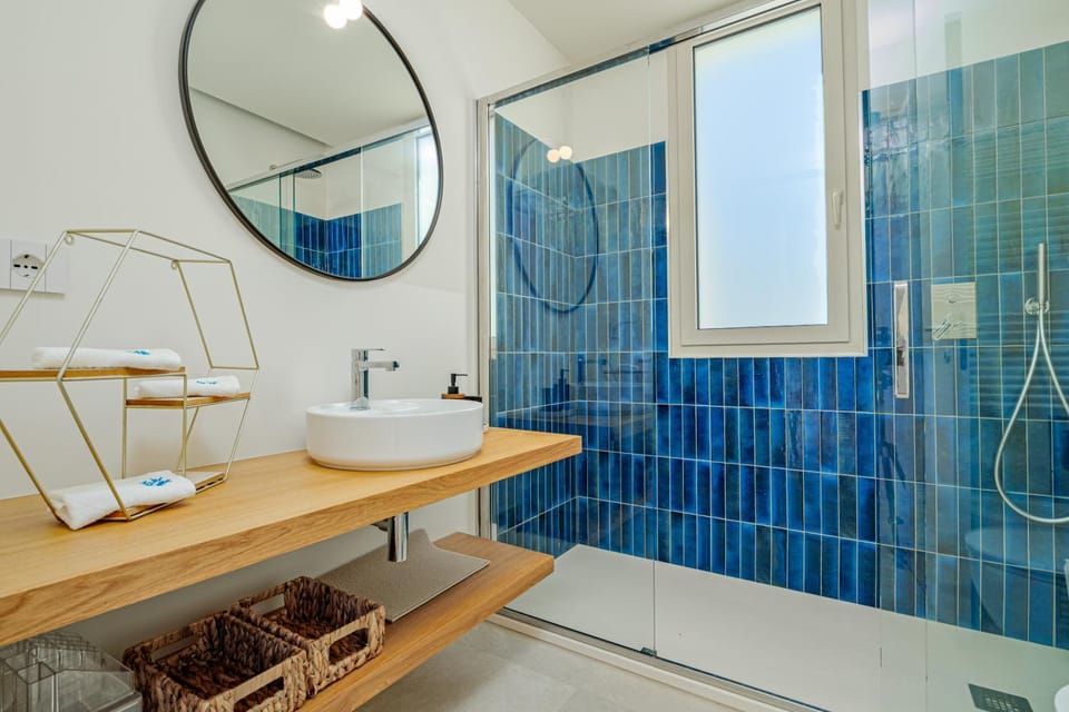 Bathroom, Living room