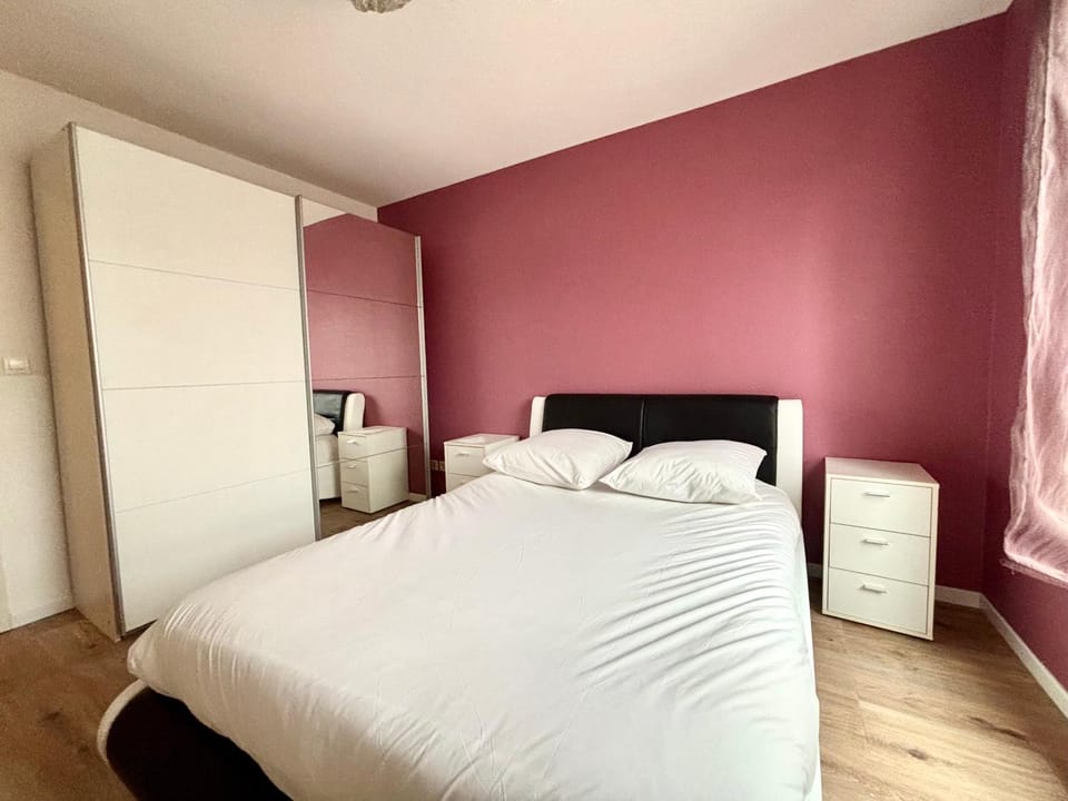 Serene Apartment by the Basel Border Apartment in Weil am Rhein