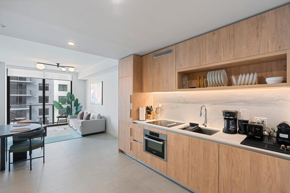 Kitchen or kitchenette, Seating area