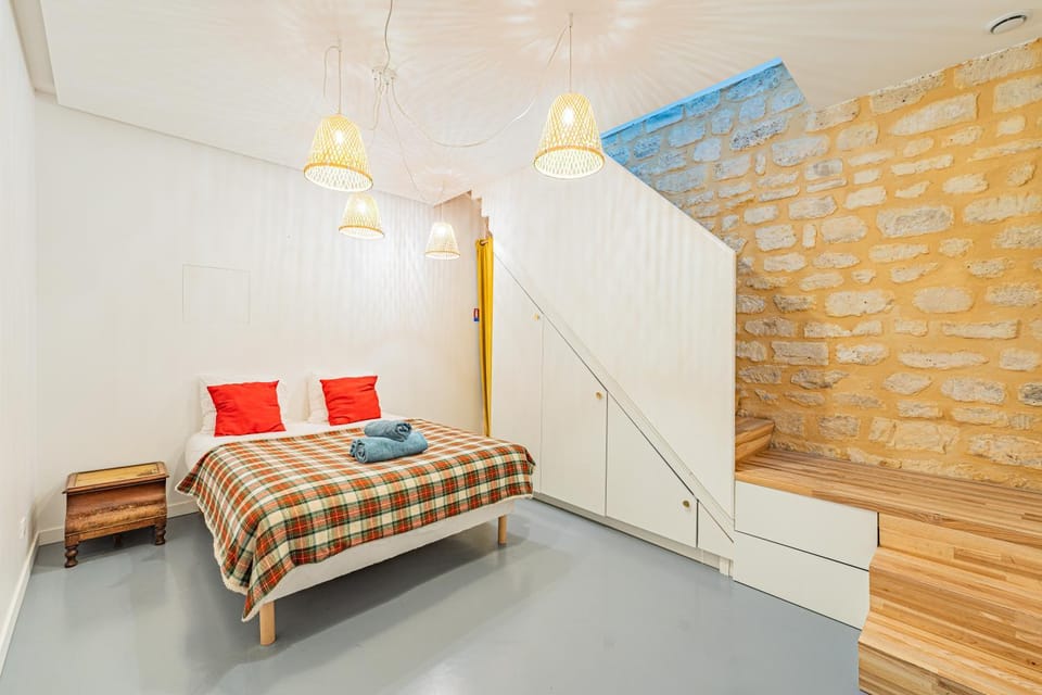Cozy flat with 2 bedrooms in Saint Germain des Prés - up to 6 people Apartment in Paris