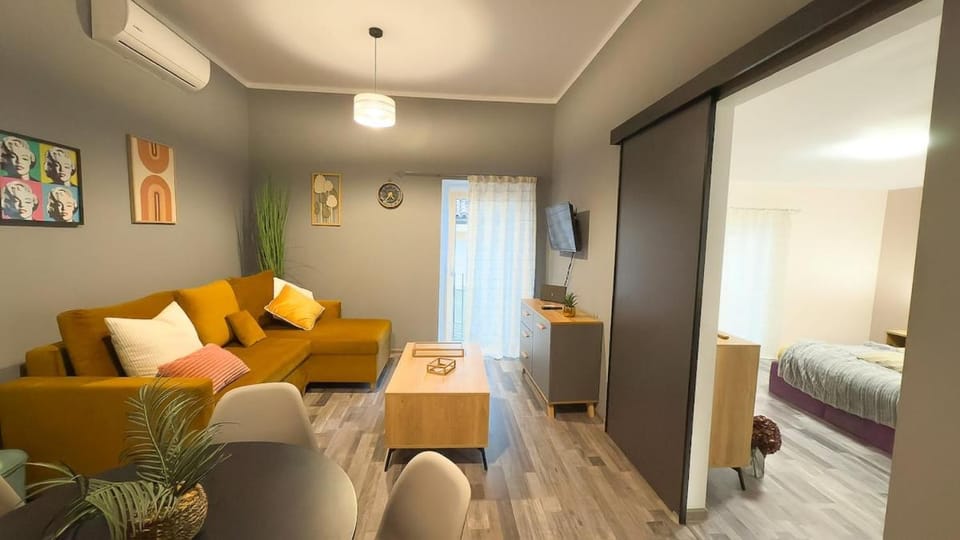 Residenza Santa Anastasia Lilla at Piazza Erbe Apartment in Verona