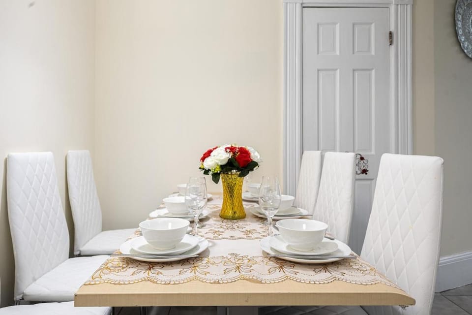 Nightingale Boston Hideaway Apartment in Boston