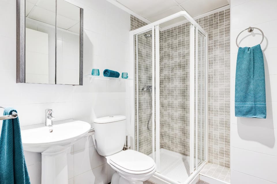 Shower, Bathroom, towels, towels