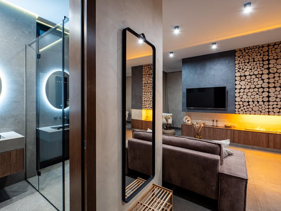 TV and multimedia, Living room, Seating area