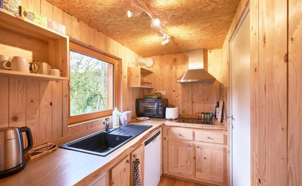 Grande yourte pour 4 personnes à Aywaille Chalet in Belgium