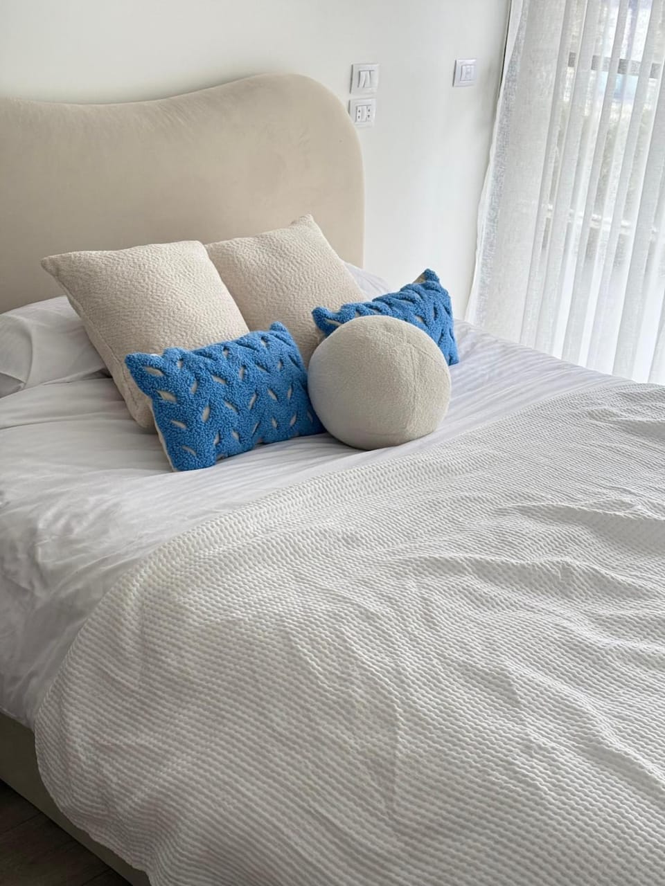 Metropolitan Vista - 2BR Lakeview Apartment in New Cairo City