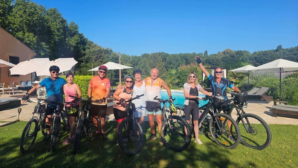 Cycling, group of guests