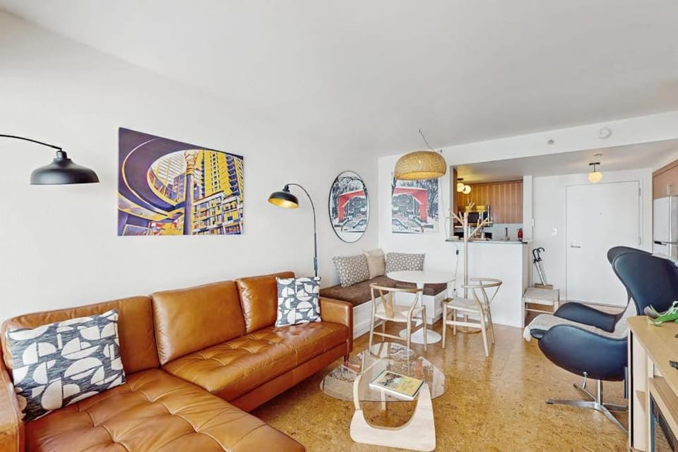 Pike Place Pearl Apartment in Pike Place Market