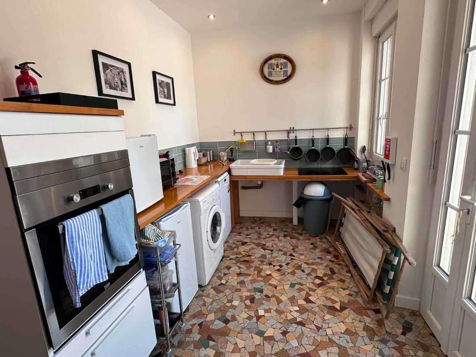 Pet Friendly & Accessible 3-Bed Gite Sleeps 6 House in Normandy