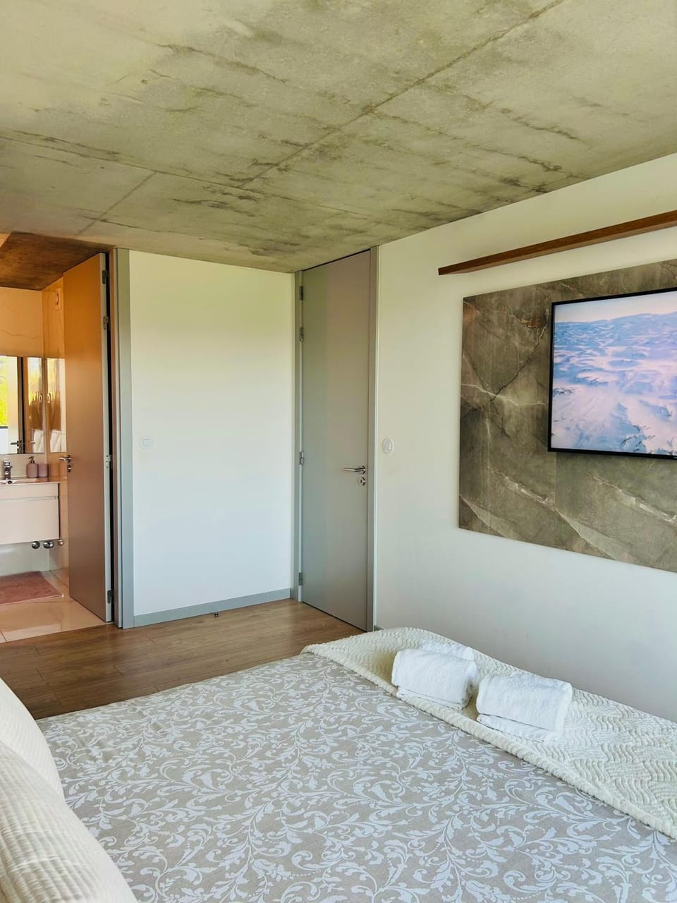 TV and multimedia, Bedroom