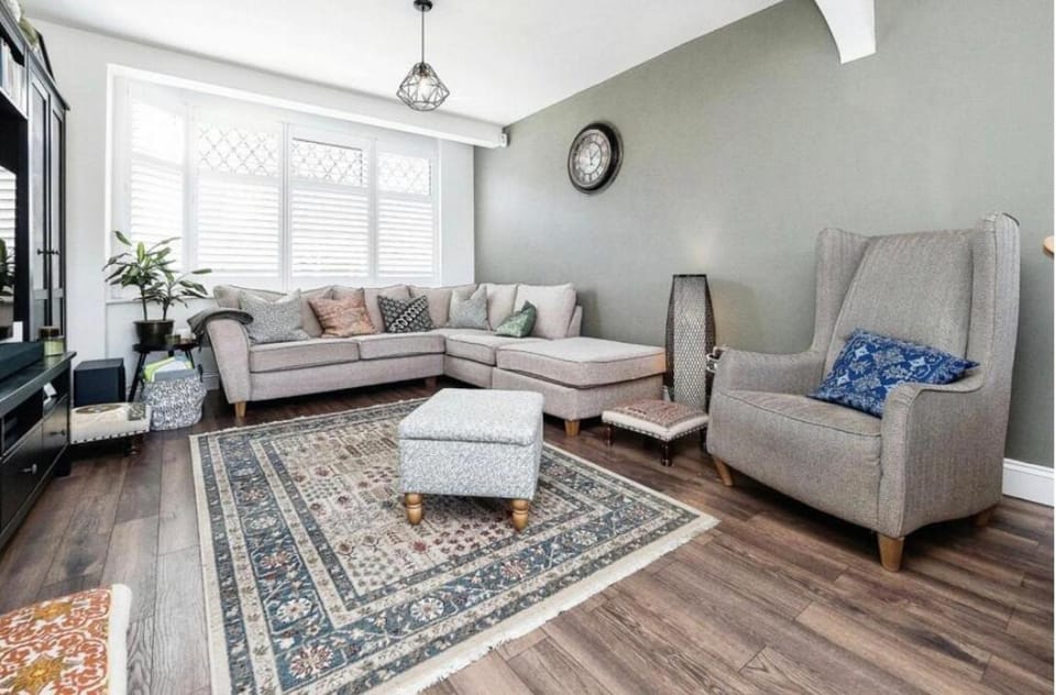 TV and multimedia, Living room, Seating area