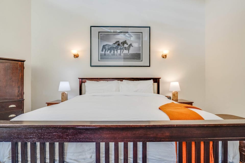 Ski In&Ski Out Penthouse 3BD and Loft Pool HTub Apartment in Breckenridge