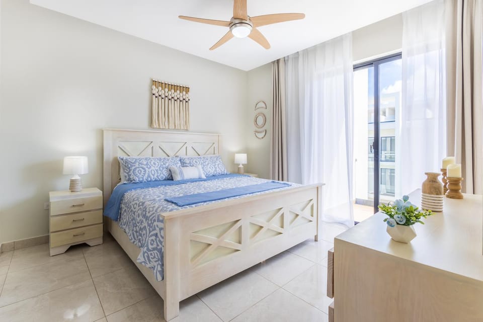 Bed, Balcony/Terrace, Bedroom