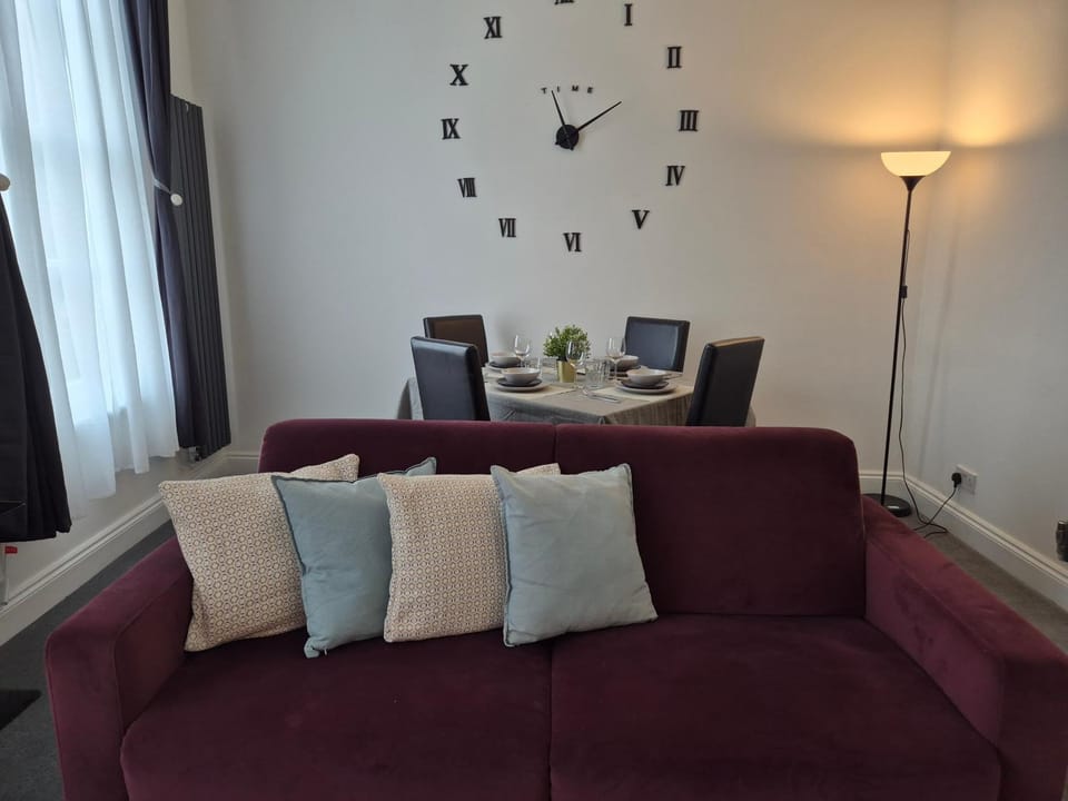 Wonderful flat close to the iconic Camden Market Bed and Breakfast in London Borough of Camden