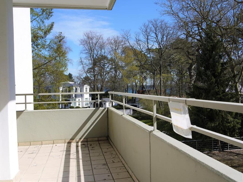 Neighbourhood, Balcony/Terrace, Garden view, Sea view, Quiet street view