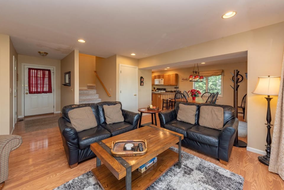Crowd Pleaser House in Deep Creek Lake